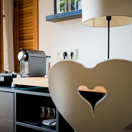 Das Tegernsee Exterior foto A Nespresso machine in a hotel room